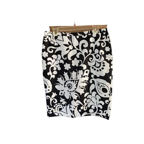 Talbots black and white paisley print knee length pencil skirt size 10 - Picture 2 of 5